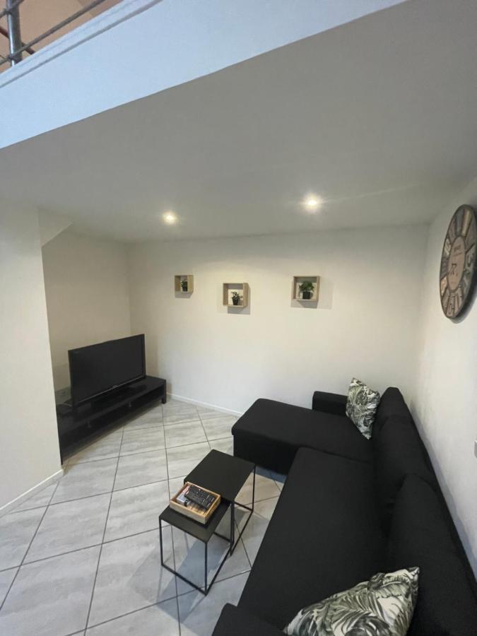 Le Familiale Climatise & Wi-fi Apartment
